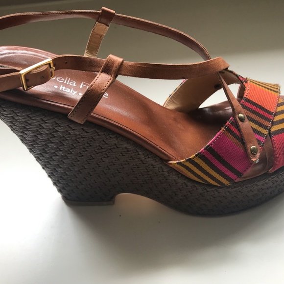 Isabella Fiore Platform Sandals 7 - Picture 3 of 7